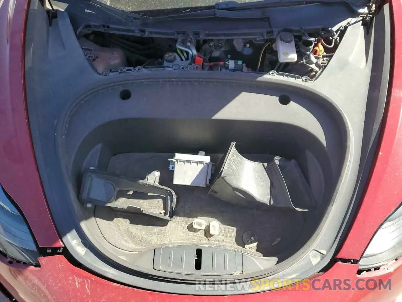 11 Photograph of a damaged car 5YJ3E1EA8NF290504 TESLA MODEL 3 2022