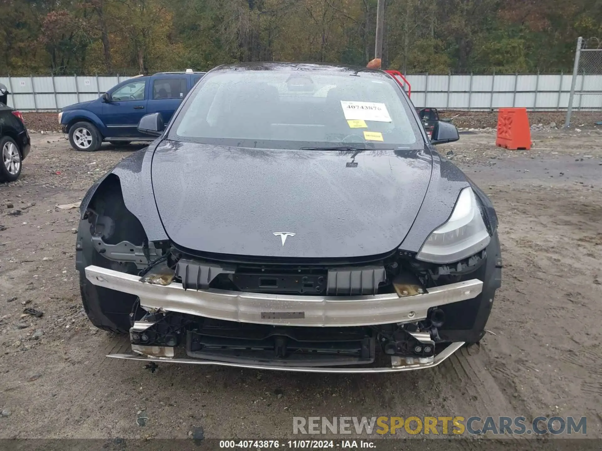 13 Photograph of a damaged car 5YJ3E1EA8NF301114 TESLA MODEL 3 2022