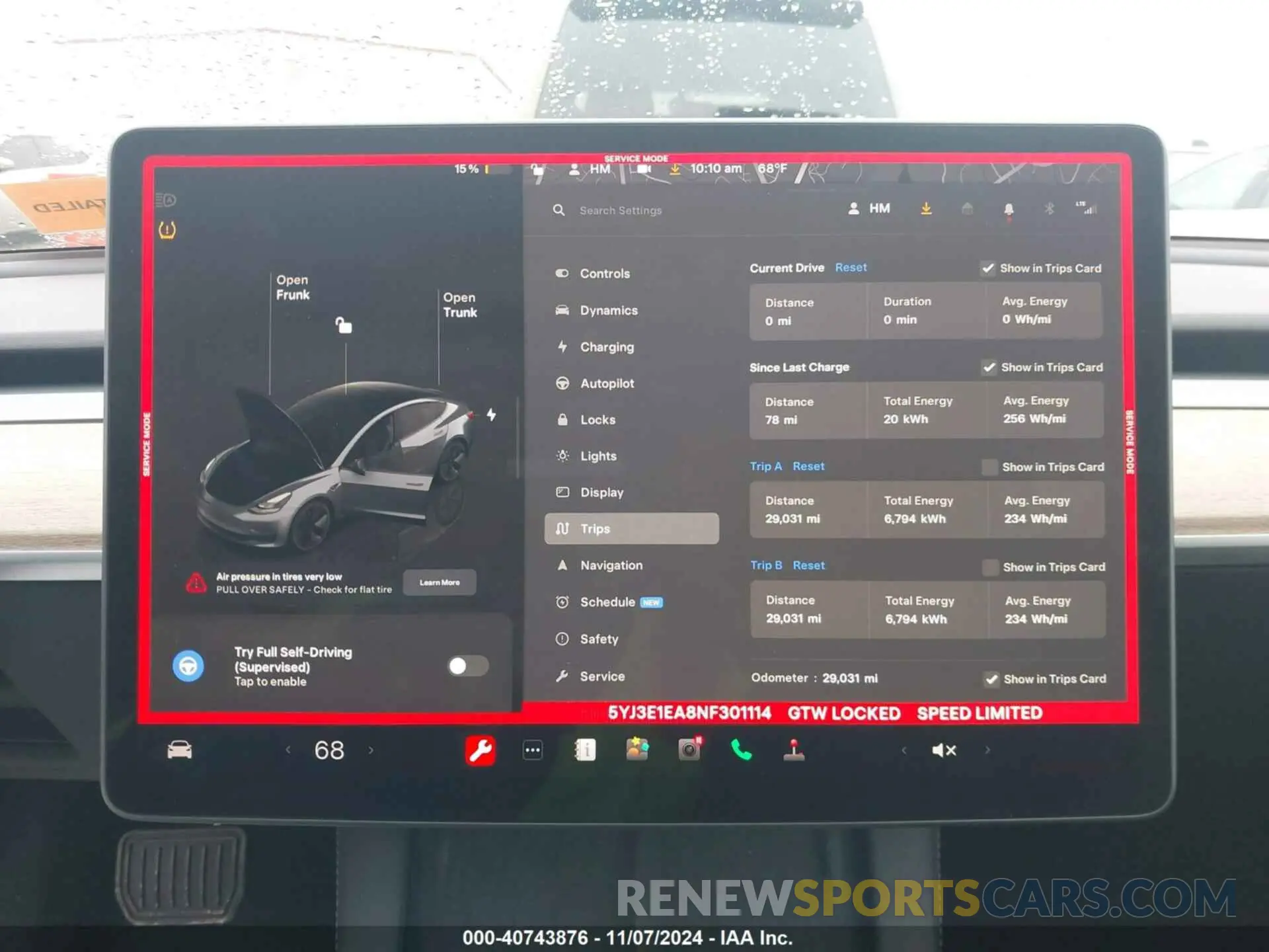 19 Photograph of a damaged car 5YJ3E1EA8NF301114 TESLA MODEL 3 2022