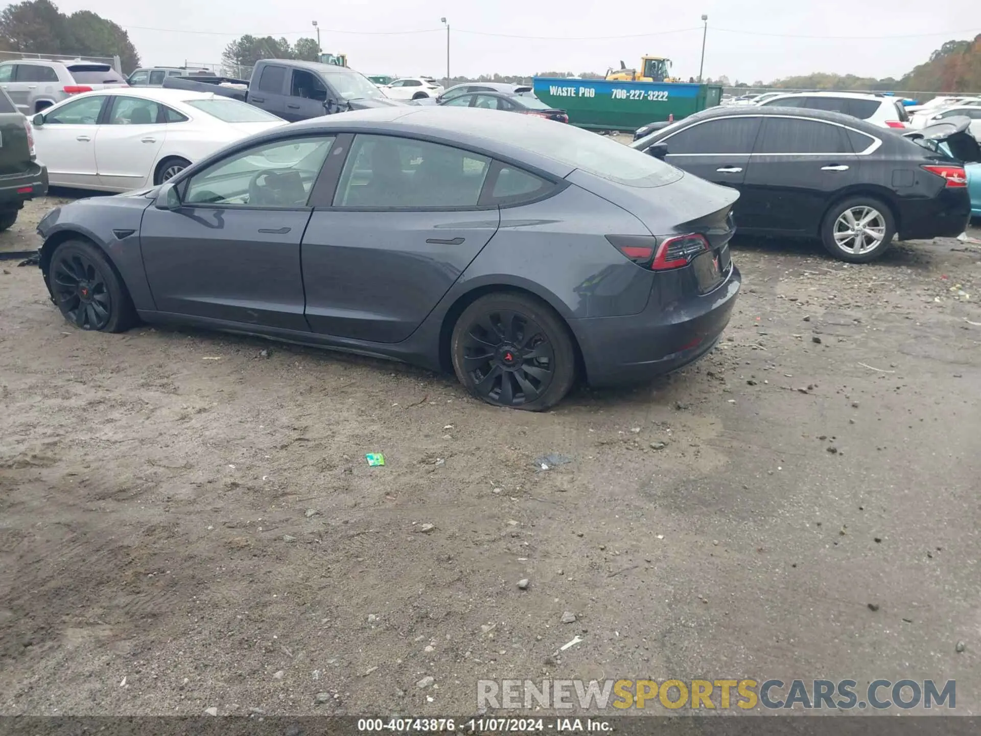 3 Photograph of a damaged car 5YJ3E1EA8NF301114 TESLA MODEL 3 2022