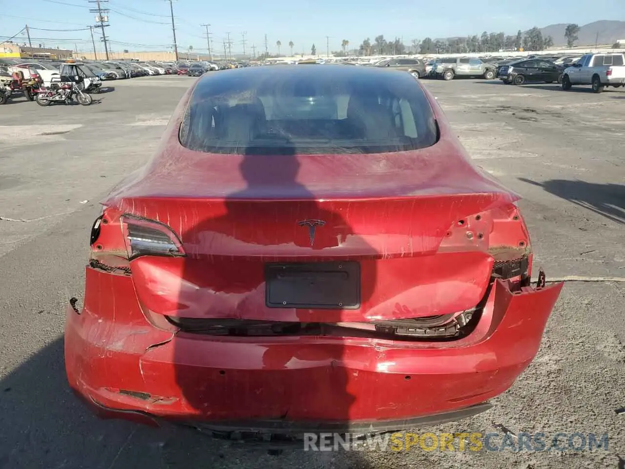 6 Photograph of a damaged car 5YJ3E1EA8NF307687 TESLA MODEL 3 2022