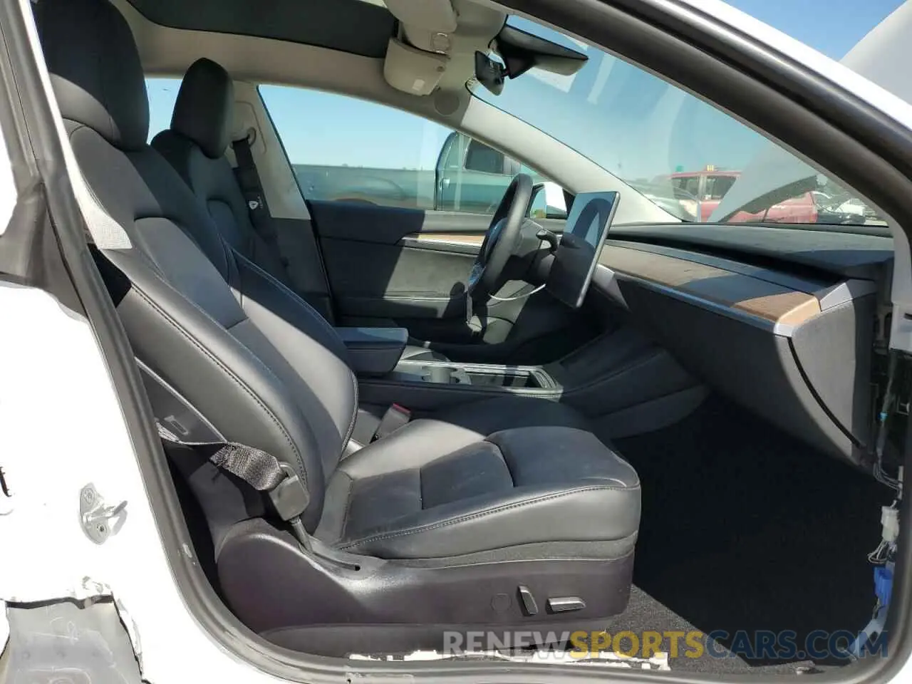 7 Photograph of a damaged car 5YJ3E1EA8NF317314 TESLA MODEL 3 2022