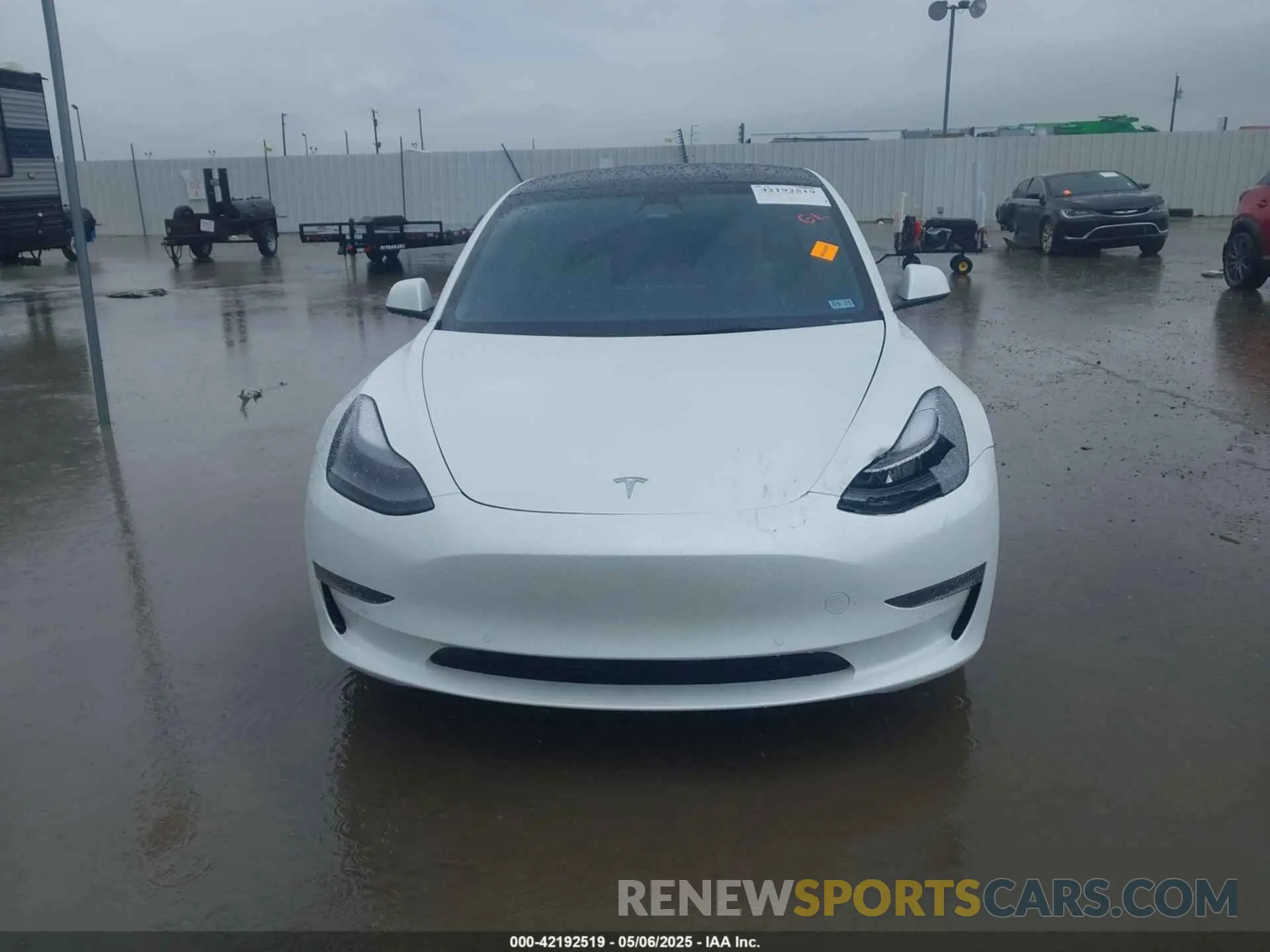 12 Photograph of a damaged car 5YJ3E1EA8NF342987 TESLA MODEL 3 2022