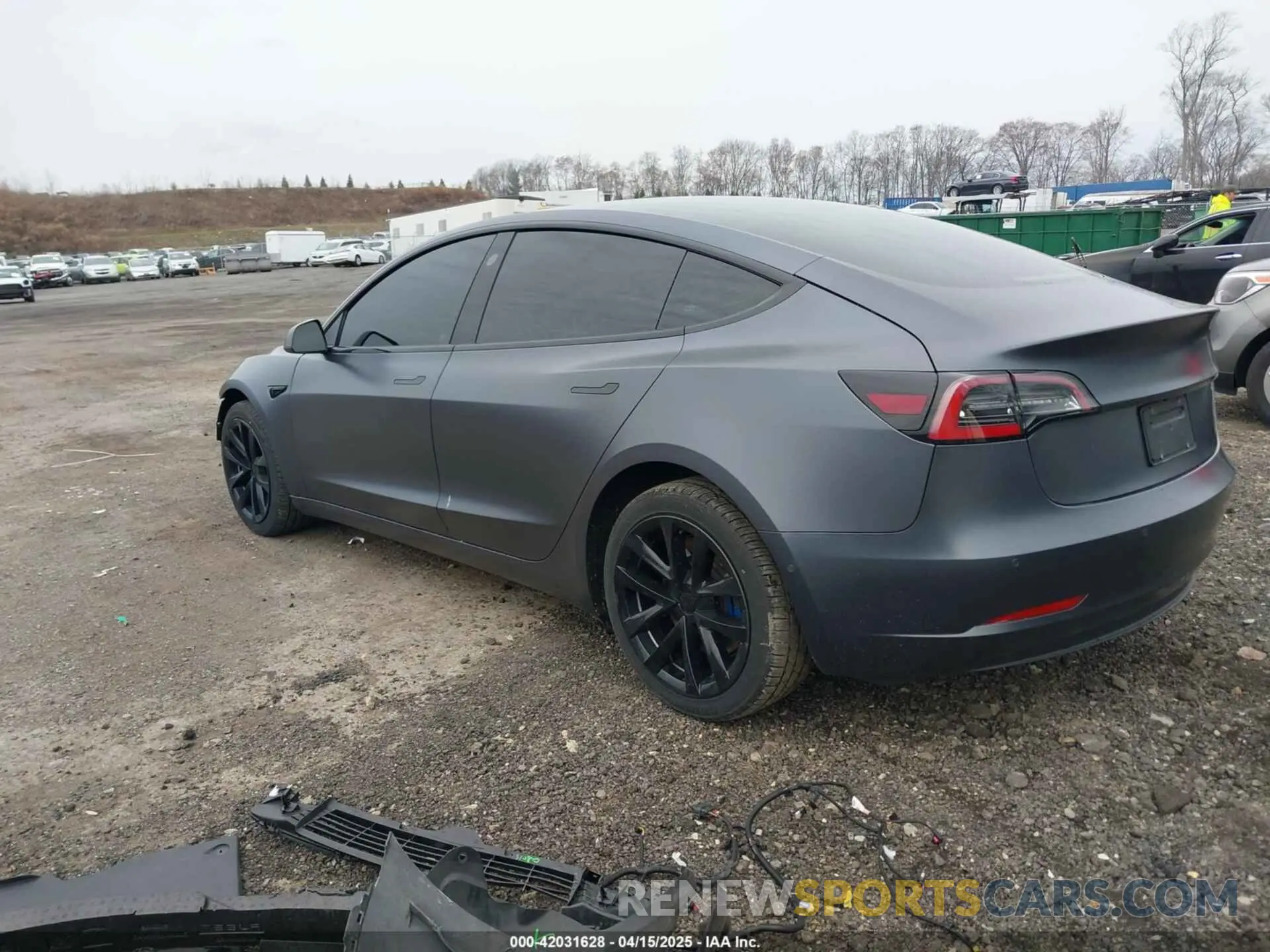 3 Photograph of a damaged car 5YJ3E1EA8NF344044 TESLA MODEL 3 2022