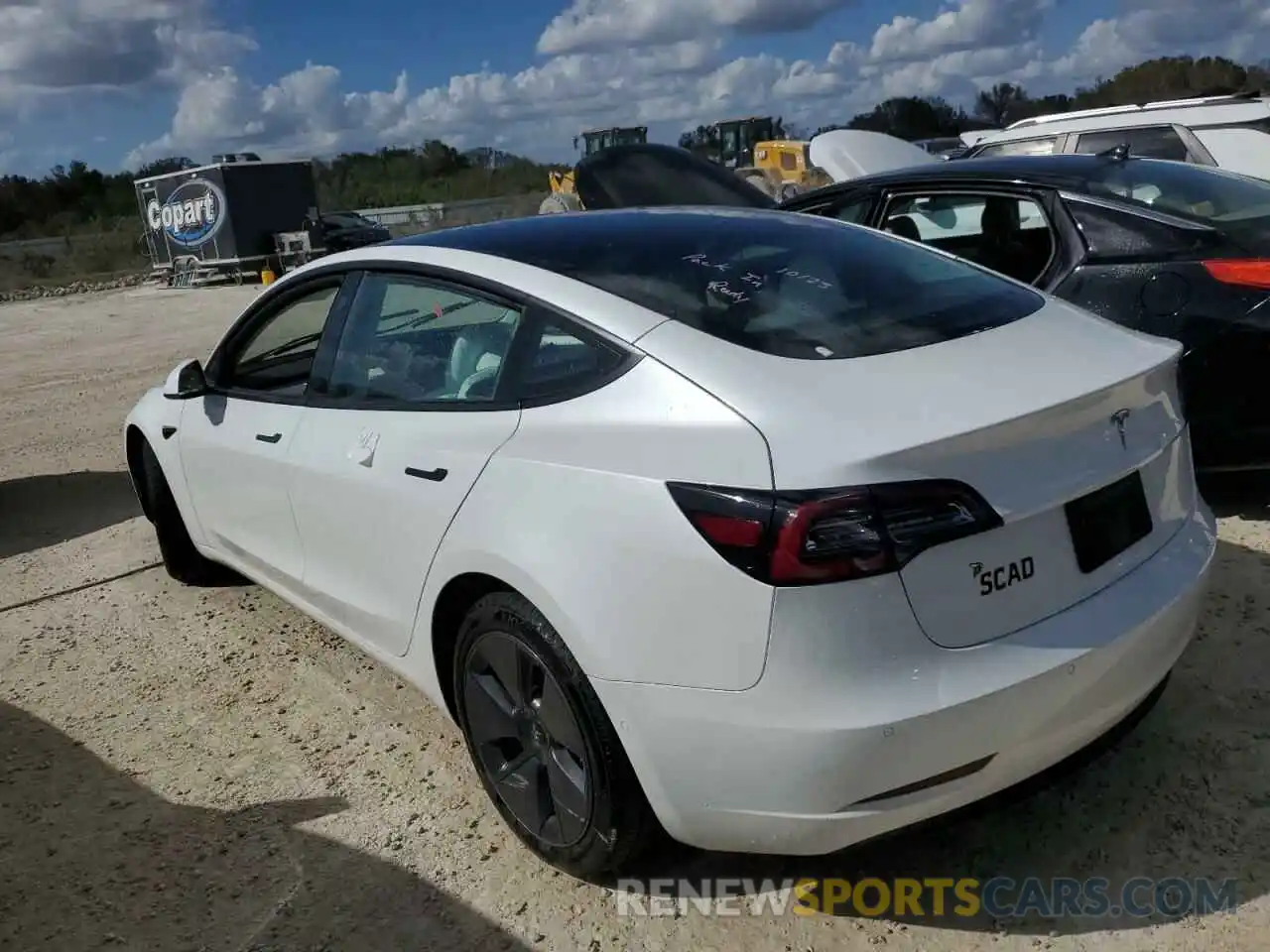 2 Photograph of a damaged car 5YJ3E1EA8NF346554 TESLA MODEL 3 2022