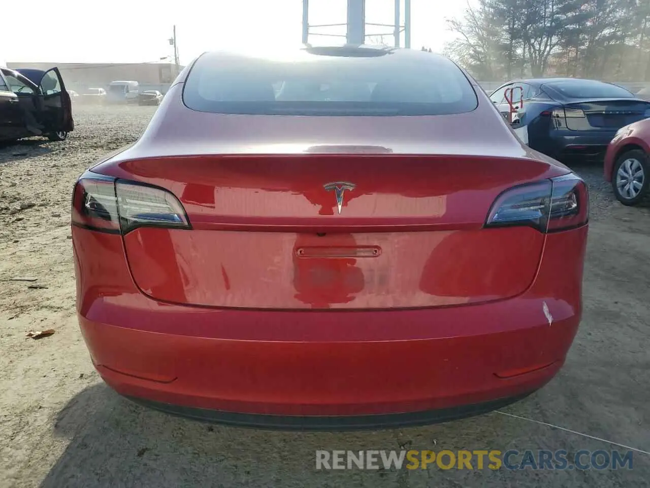 6 Photograph of a damaged car 5YJ3E1EA8NF348997 TESLA MODEL 3 2022