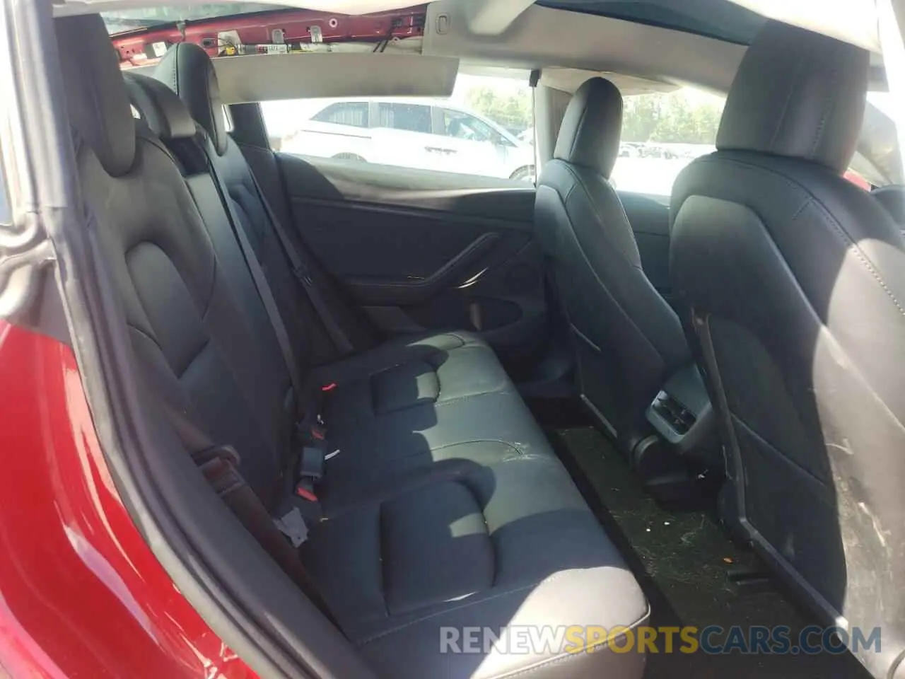 10 Photograph of a damaged car 5YJ3E1EA8NF353679 TESLA MODEL 3 2022