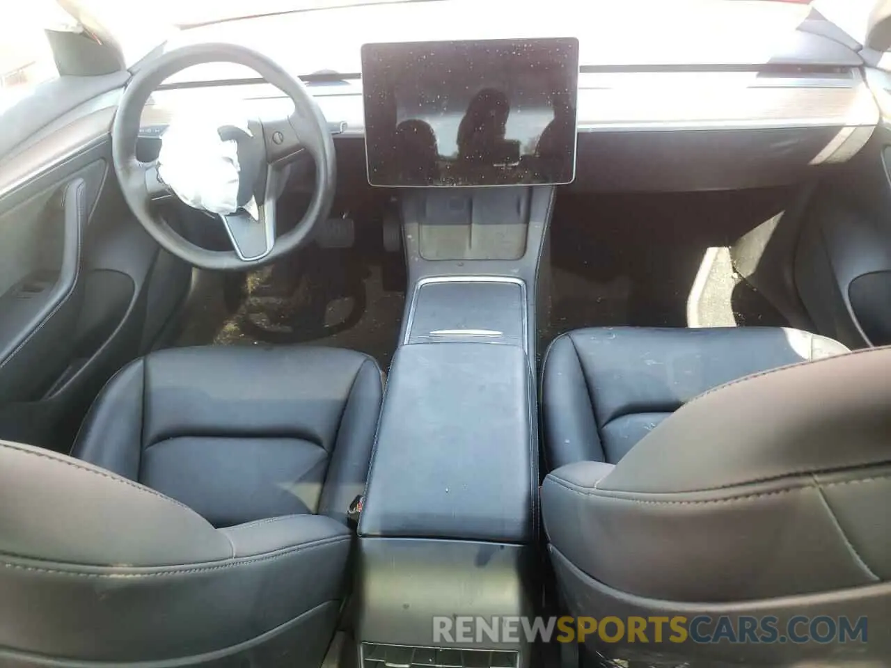 8 Photograph of a damaged car 5YJ3E1EA8NF353679 TESLA MODEL 3 2022