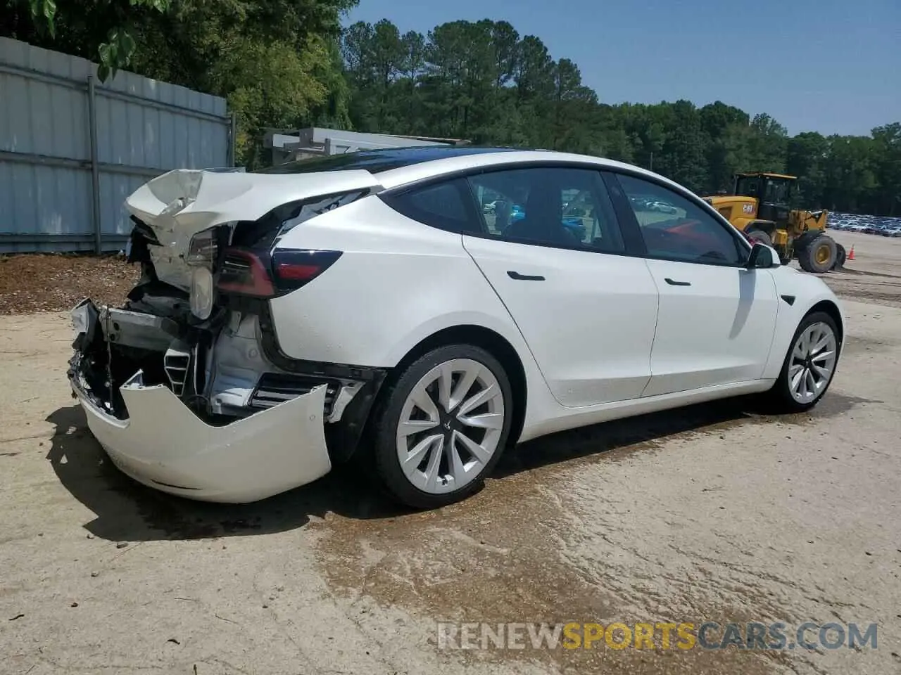 3 Photograph of a damaged car 5YJ3E1EA8NF368439 TESLA MODEL 3 2022