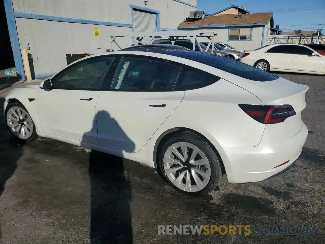 2 Photograph of a damaged car 5YJ3E1EA8NF368442 TESLA MODEL 3 2022