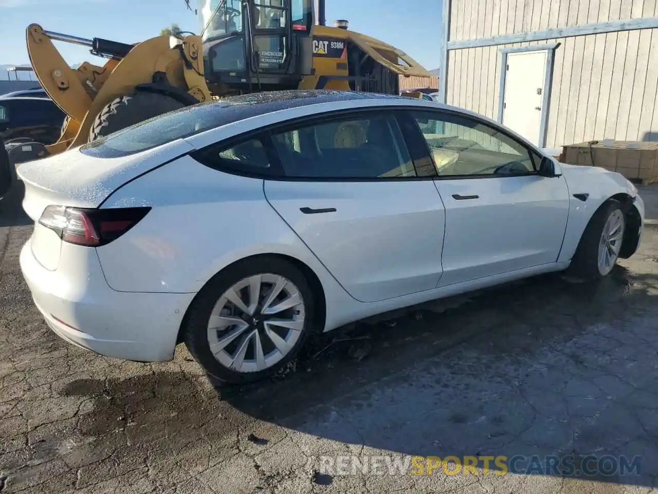 3 Photograph of a damaged car 5YJ3E1EA8NF368442 TESLA MODEL 3 2022