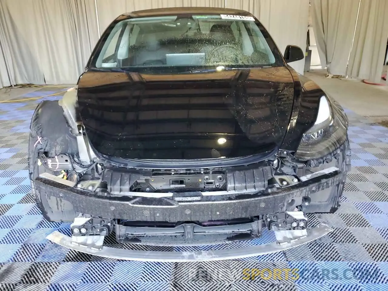 5 Photograph of a damaged car 5YJ3E1EA8NF369042 TESLA MODEL 3 2022