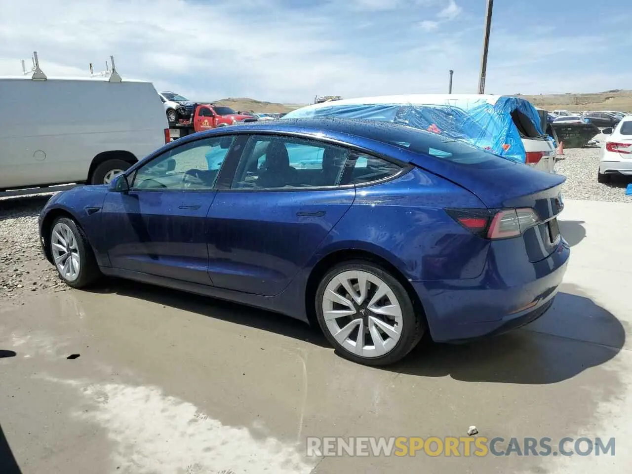 2 Photograph of a damaged car 5YJ3E1EA8NF369901 TESLA MODEL 3 2022