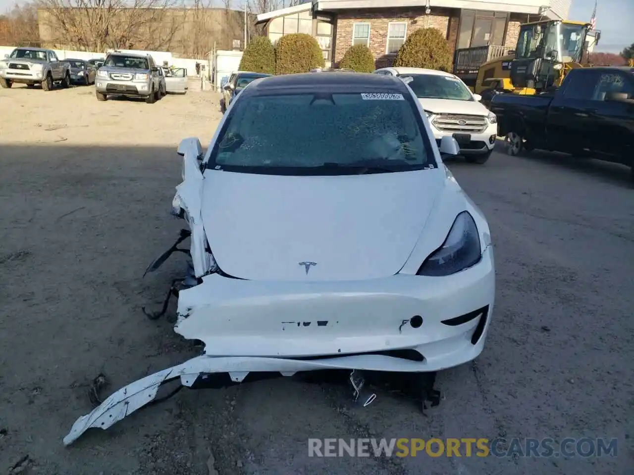 5 Photograph of a damaged car 5YJ3E1EA8NF370868 TESLA MODEL 3 2022