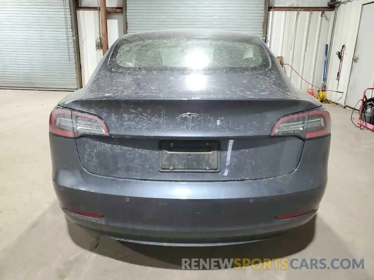 6 Photograph of a damaged car 5YJ3E1EA8NF371759 TESLA MODEL 3 2022