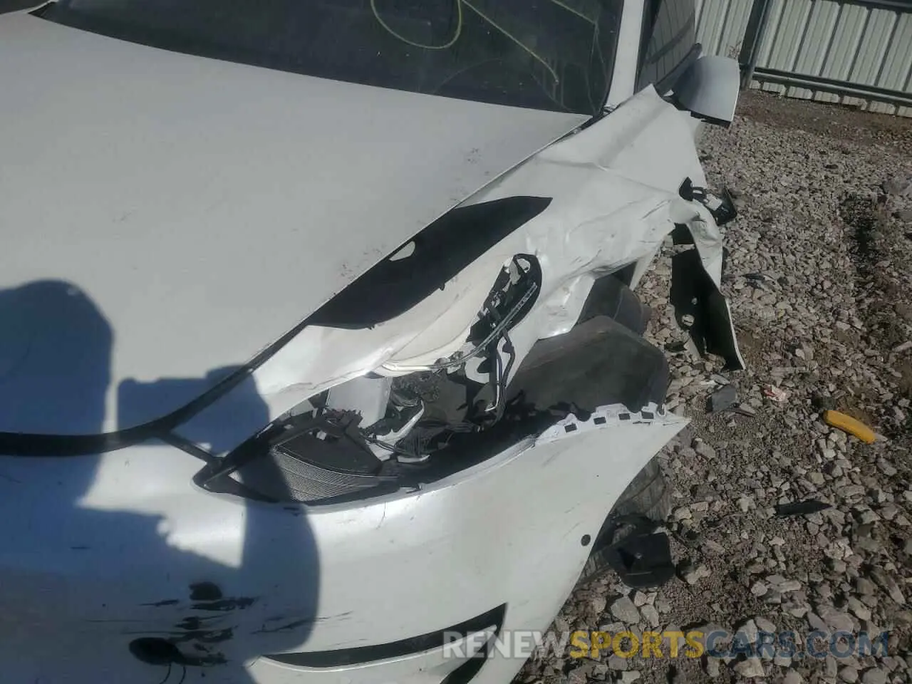 12 Photograph of a damaged car 5YJ3E1EA8NF373737 TESLA MODEL 3 2022