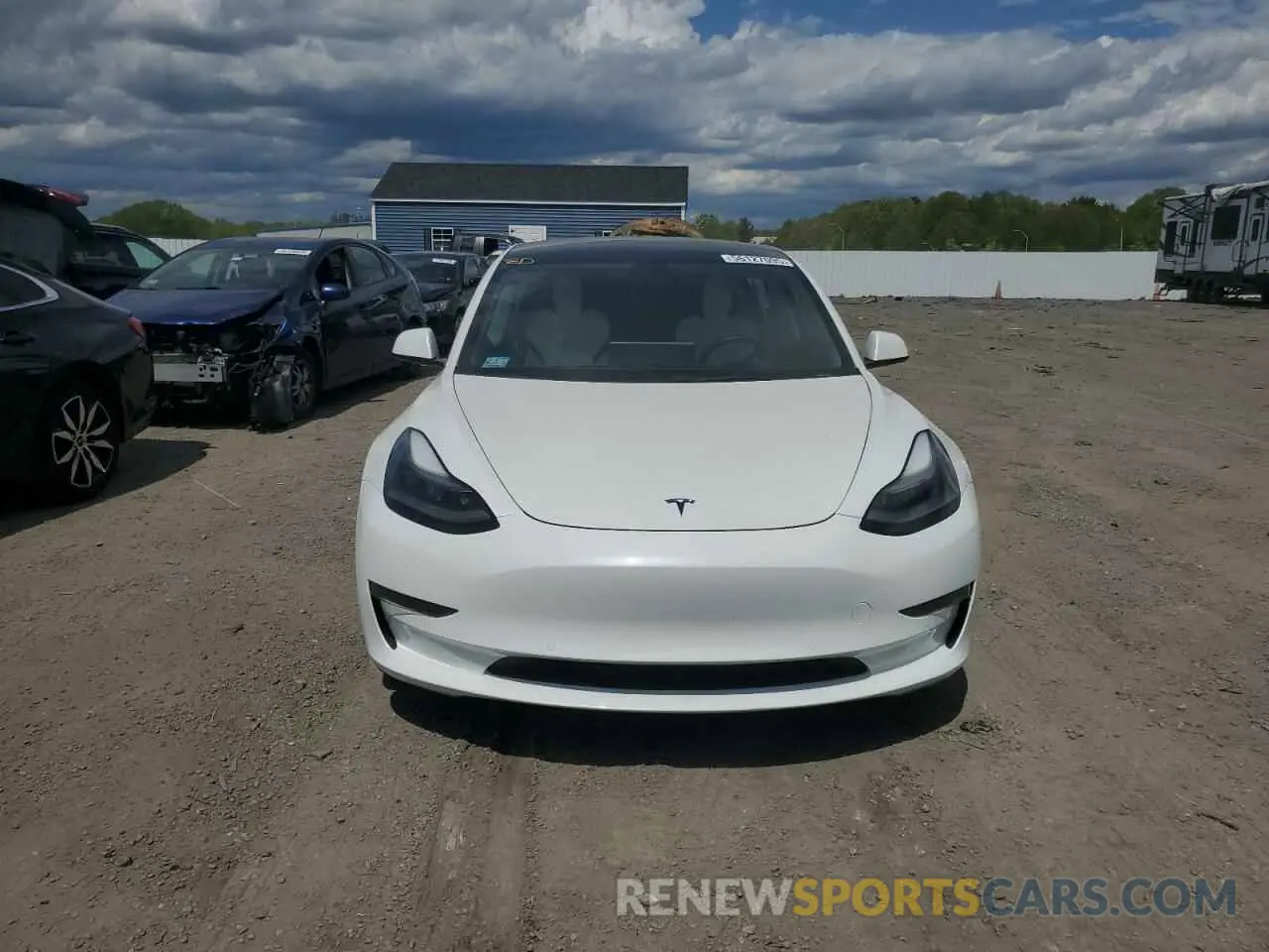 5 Photograph of a damaged car 5YJ3E1EA9NF102167 TESLA MODEL 3 2022
