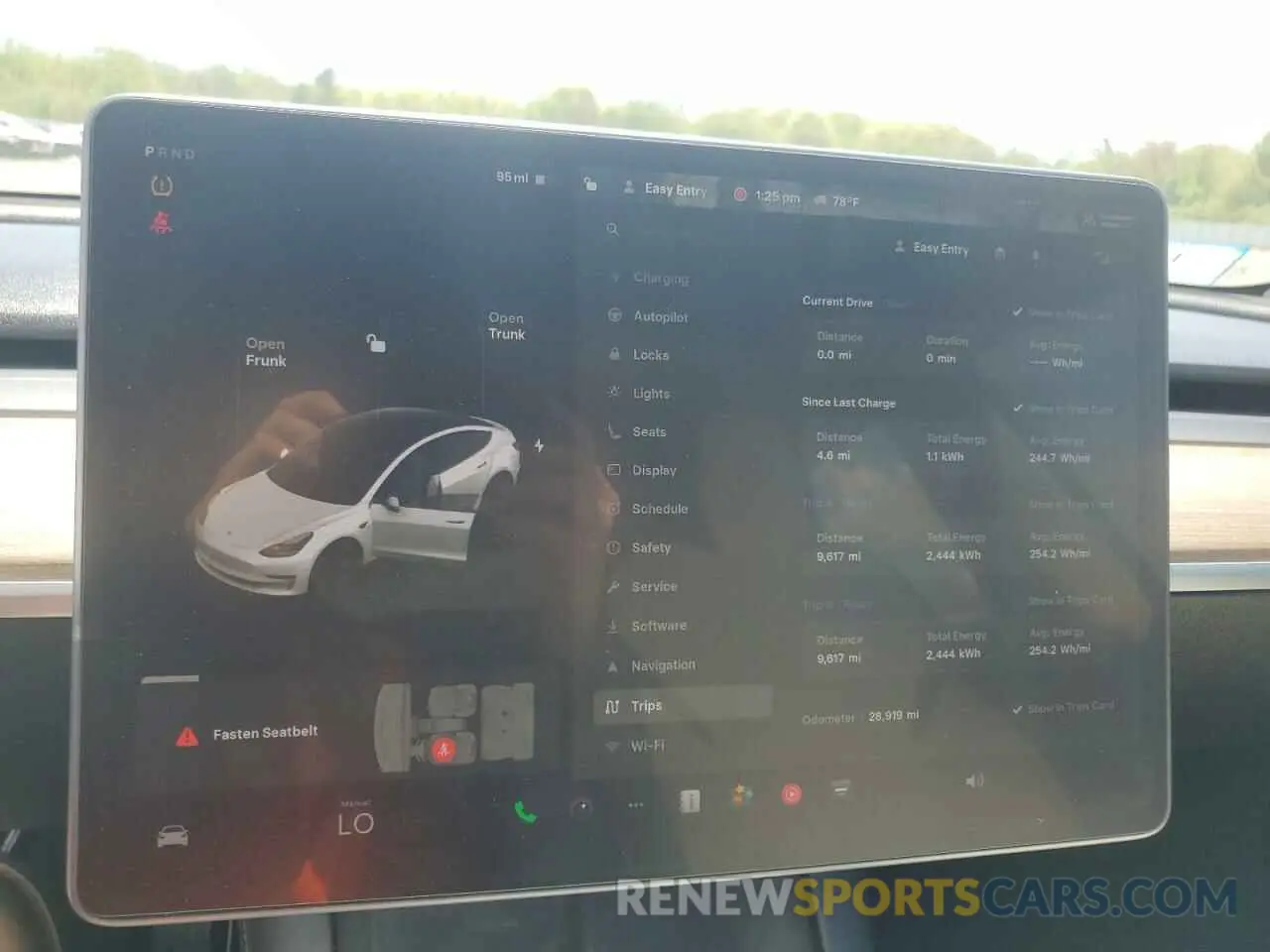 9 Photograph of a damaged car 5YJ3E1EA9NF102167 TESLA MODEL 3 2022