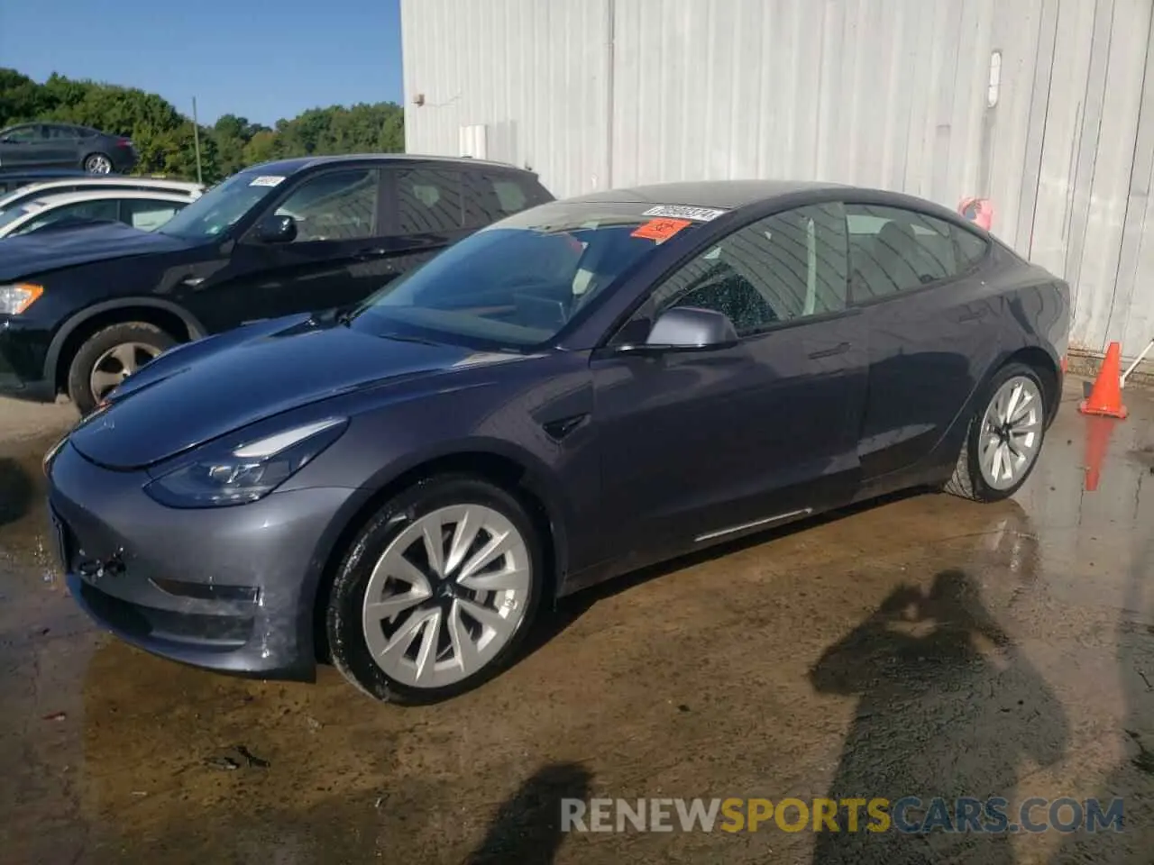 1 Photograph of a damaged car 5YJ3E1EA9NF130342 TESLA MODEL 3 2022