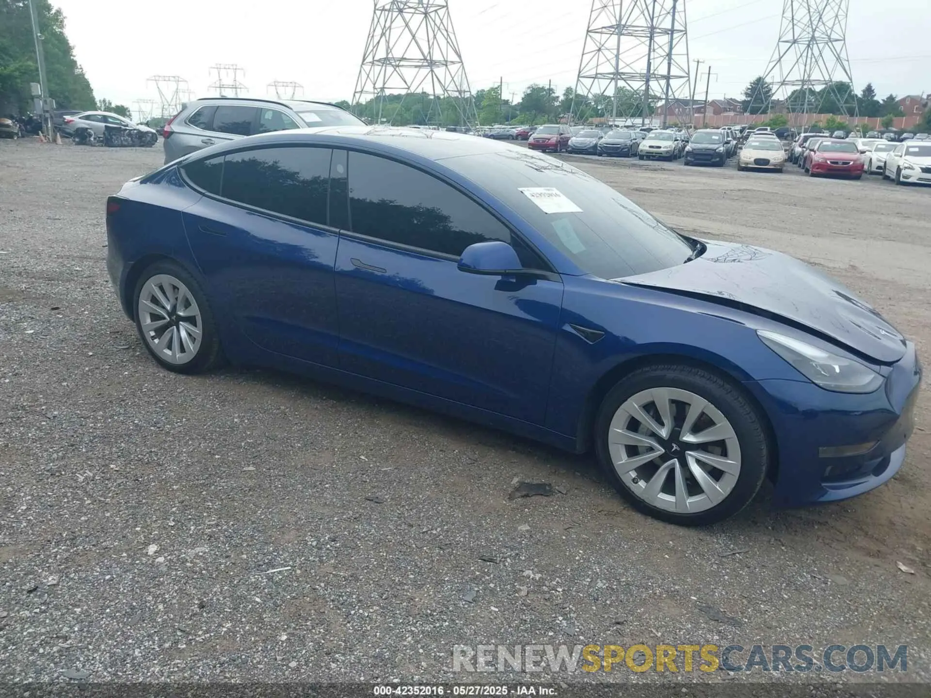 1 Photograph of a damaged car 5YJ3E1EA9NF199483 TESLA MODEL 3 2022