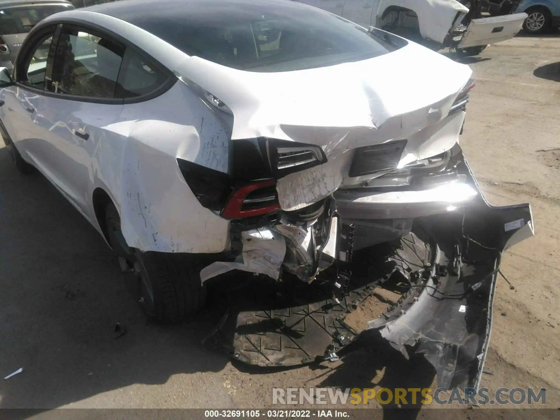 6 Photograph of a damaged car 5YJ3E1EA9NF201541 TESLA MODEL 3 2022