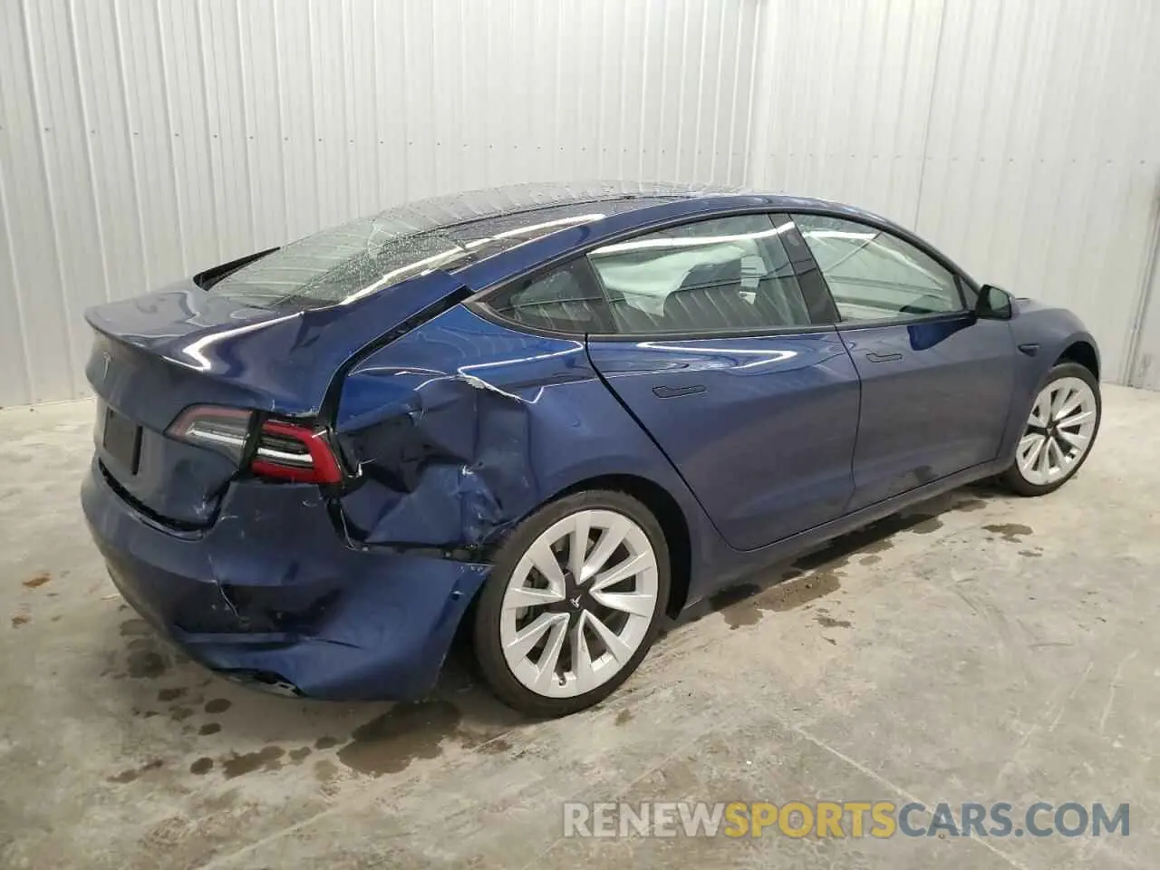 3 Photograph of a damaged car 5YJ3E1EA9NF286476 TESLA MODEL 3 2022