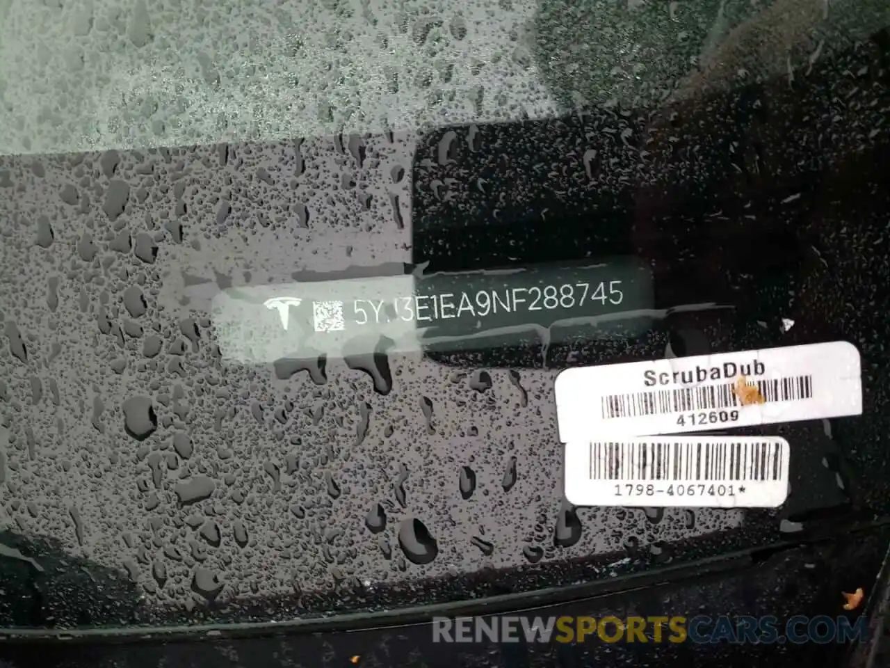 12 Photograph of a damaged car 5YJ3E1EA9NF288745 TESLA MODEL 3 2022