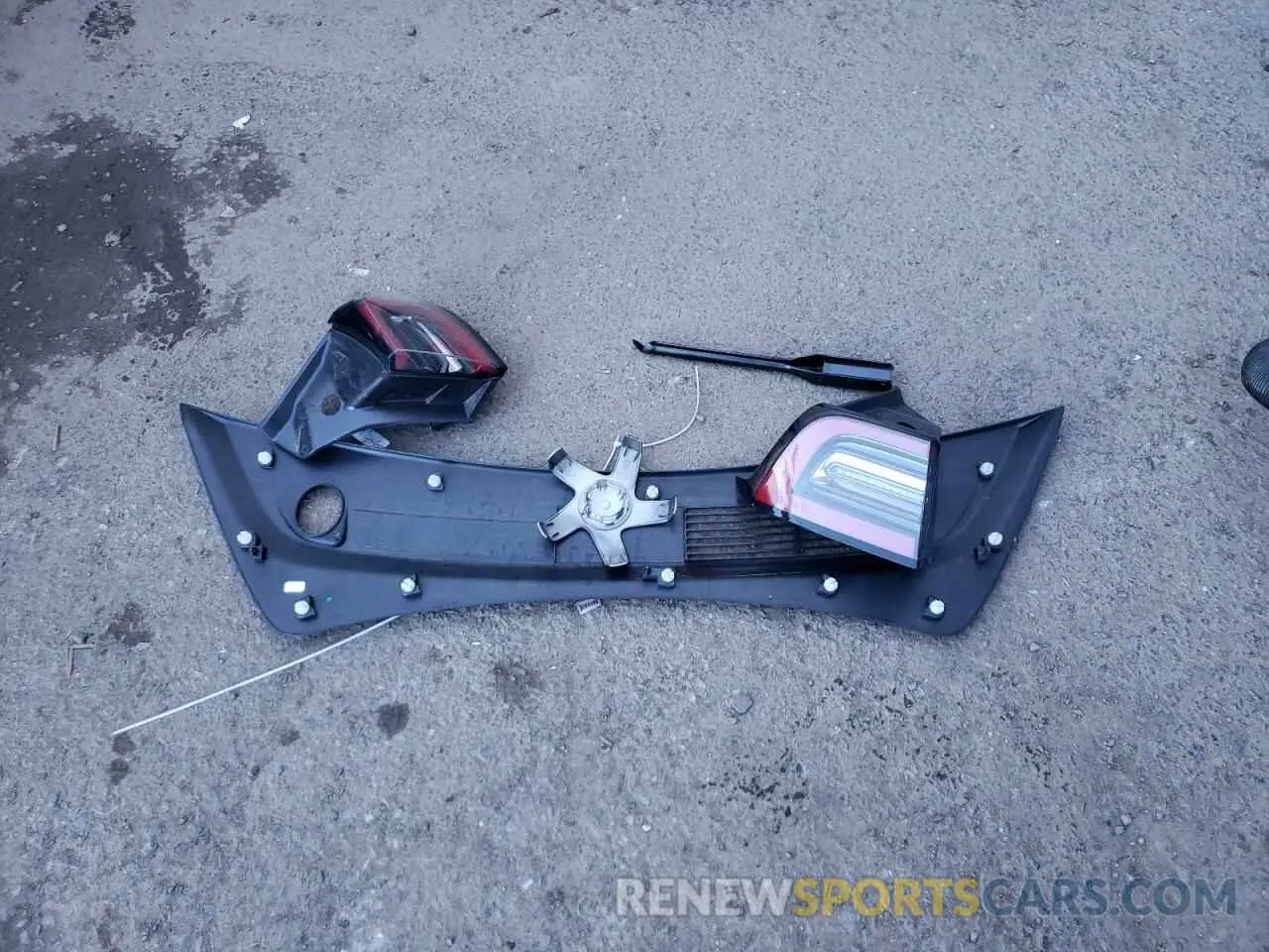 12 Photograph of a damaged car 5YJ3E1EA9NF289474 TESLA MODEL 3 2022