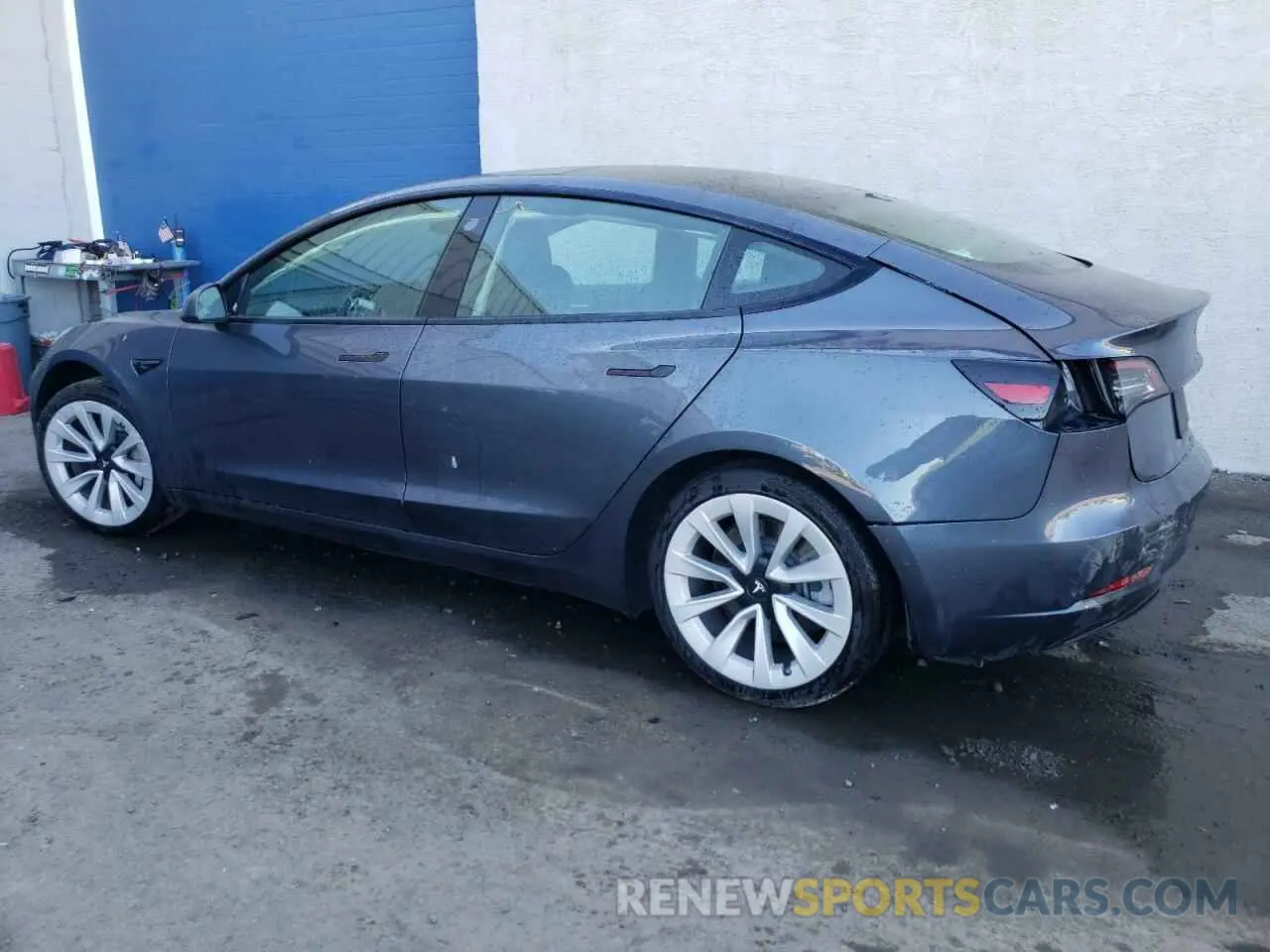 2 Photograph of a damaged car 5YJ3E1EA9NF289474 TESLA MODEL 3 2022