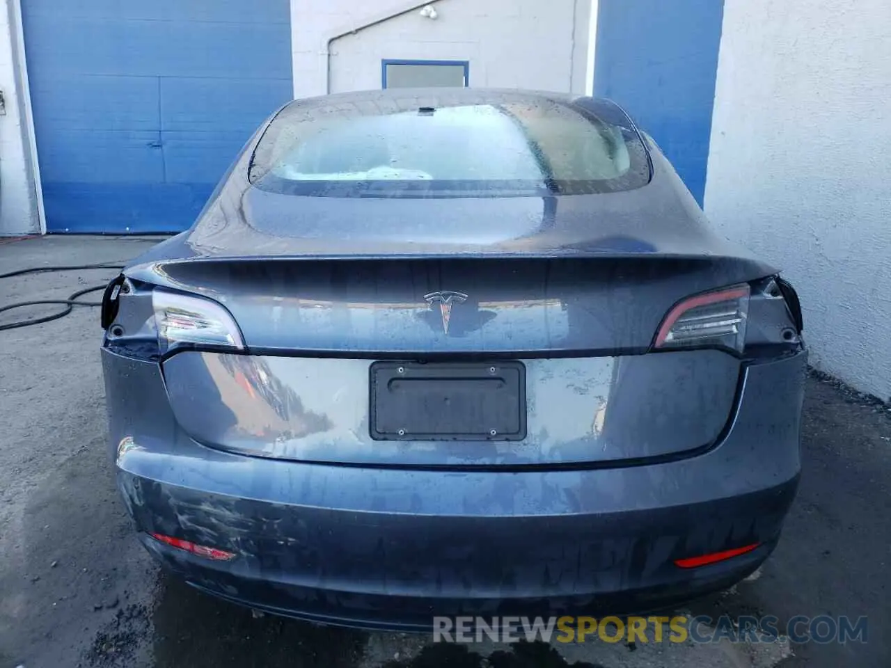 6 Photograph of a damaged car 5YJ3E1EA9NF289474 TESLA MODEL 3 2022