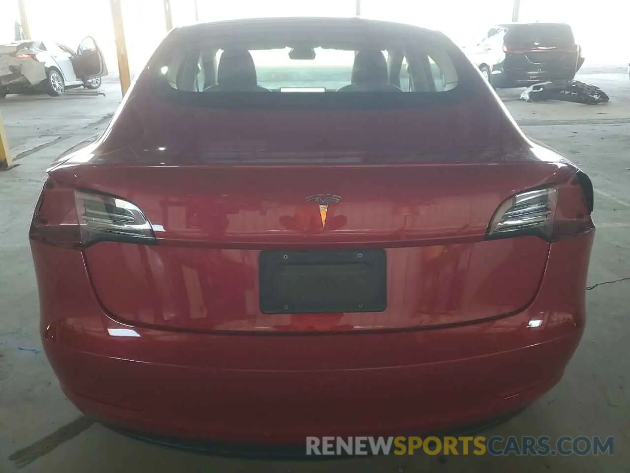 6 Photograph of a damaged car 5YJ3E1EA9NF289586 TESLA MODEL 3 2022