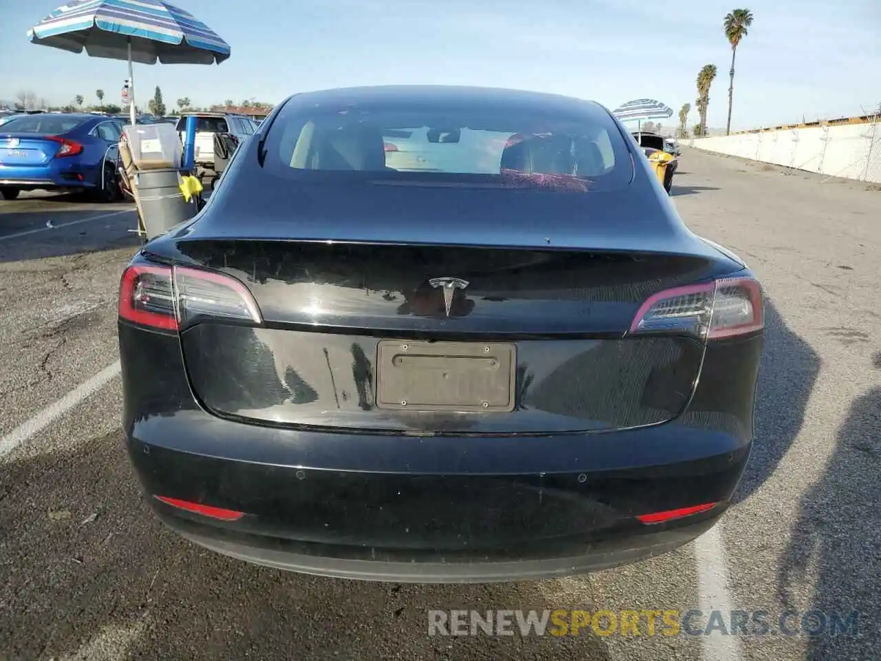 6 Photograph of a damaged car 5YJ3E1EA9NF290091 TESLA MODEL 3 2022