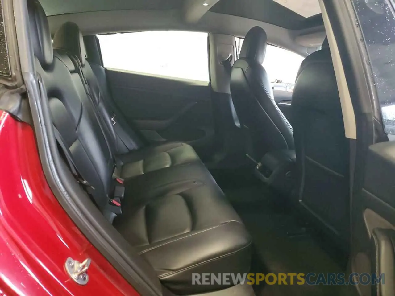 10 Photograph of a damaged car 5YJ3E1EA9NF290379 TESLA MODEL 3 2022
