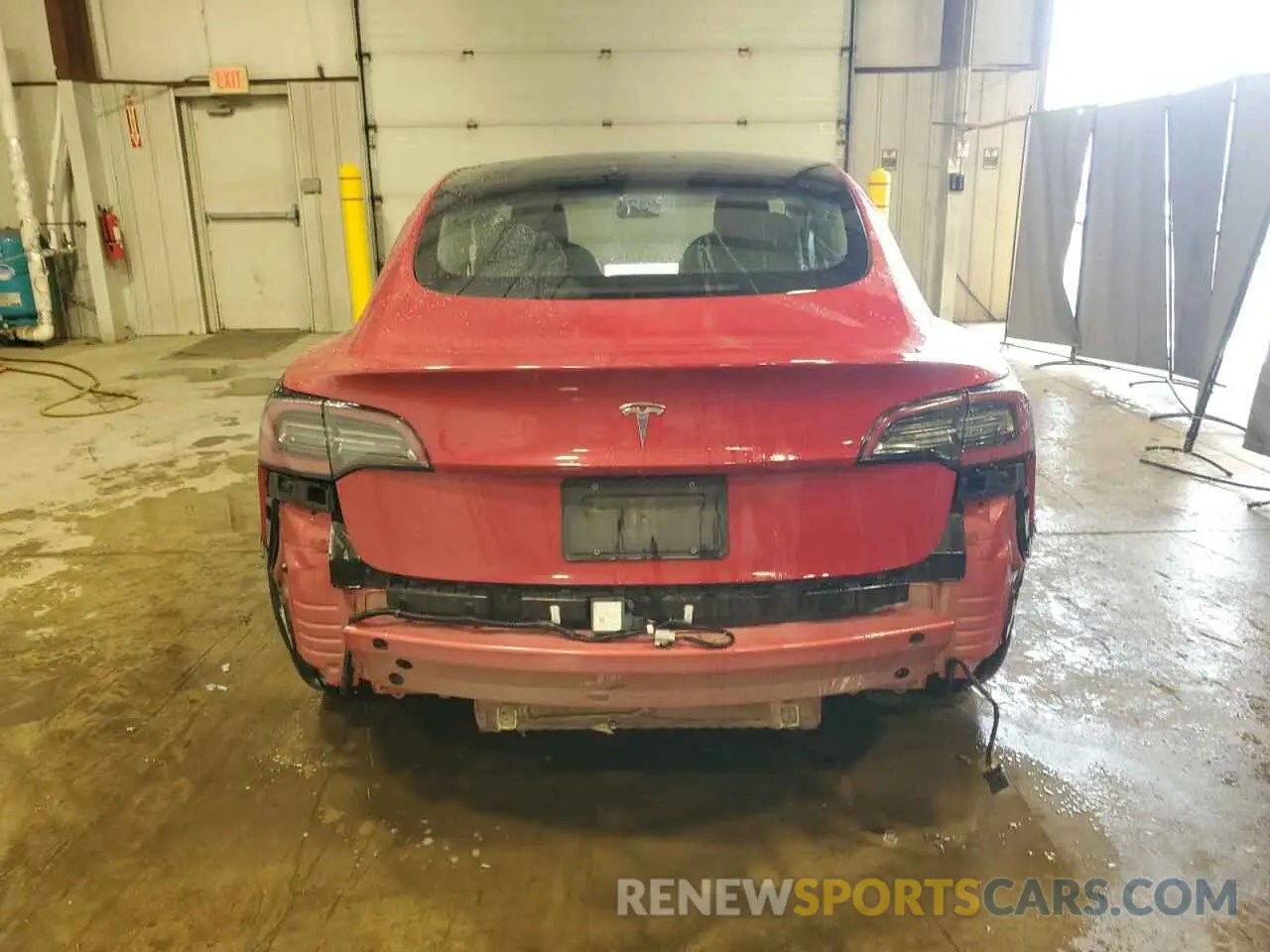 6 Photograph of a damaged car 5YJ3E1EA9NF290379 TESLA MODEL 3 2022