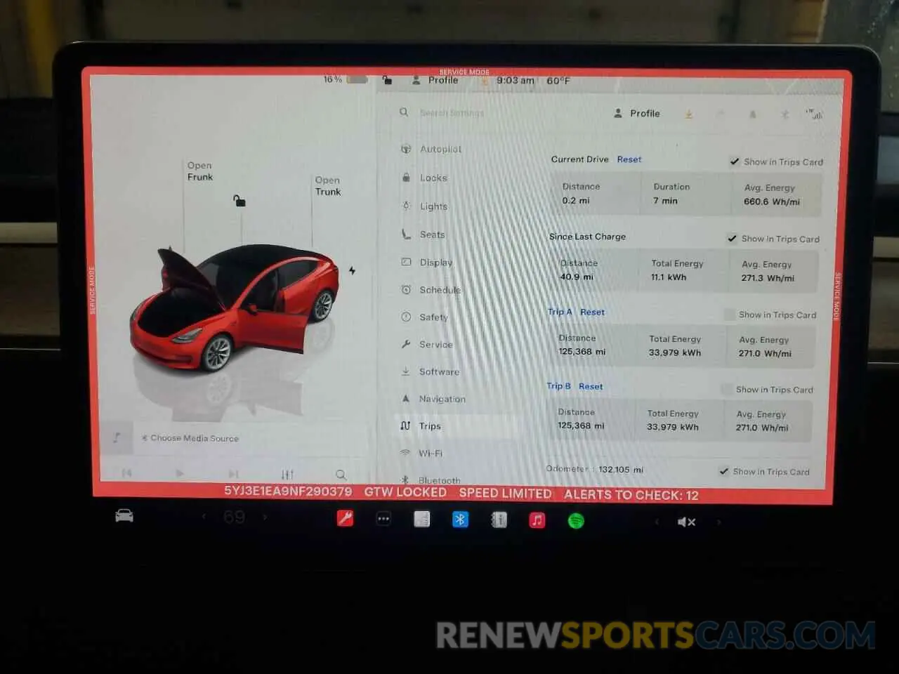 9 Photograph of a damaged car 5YJ3E1EA9NF290379 TESLA MODEL 3 2022
