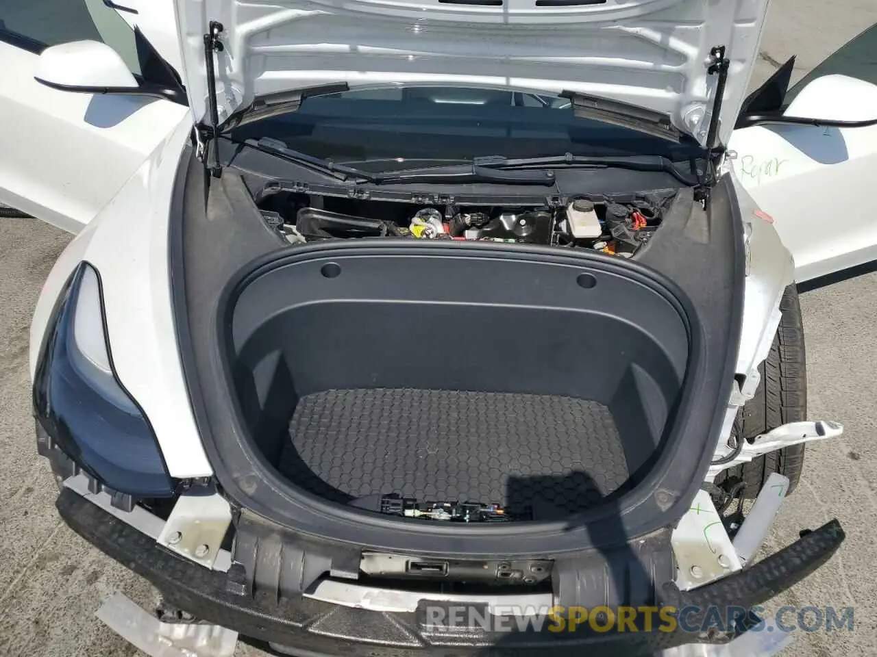11 Photograph of a damaged car 5YJ3E1EA9NF302093 TESLA MODEL 3 2022