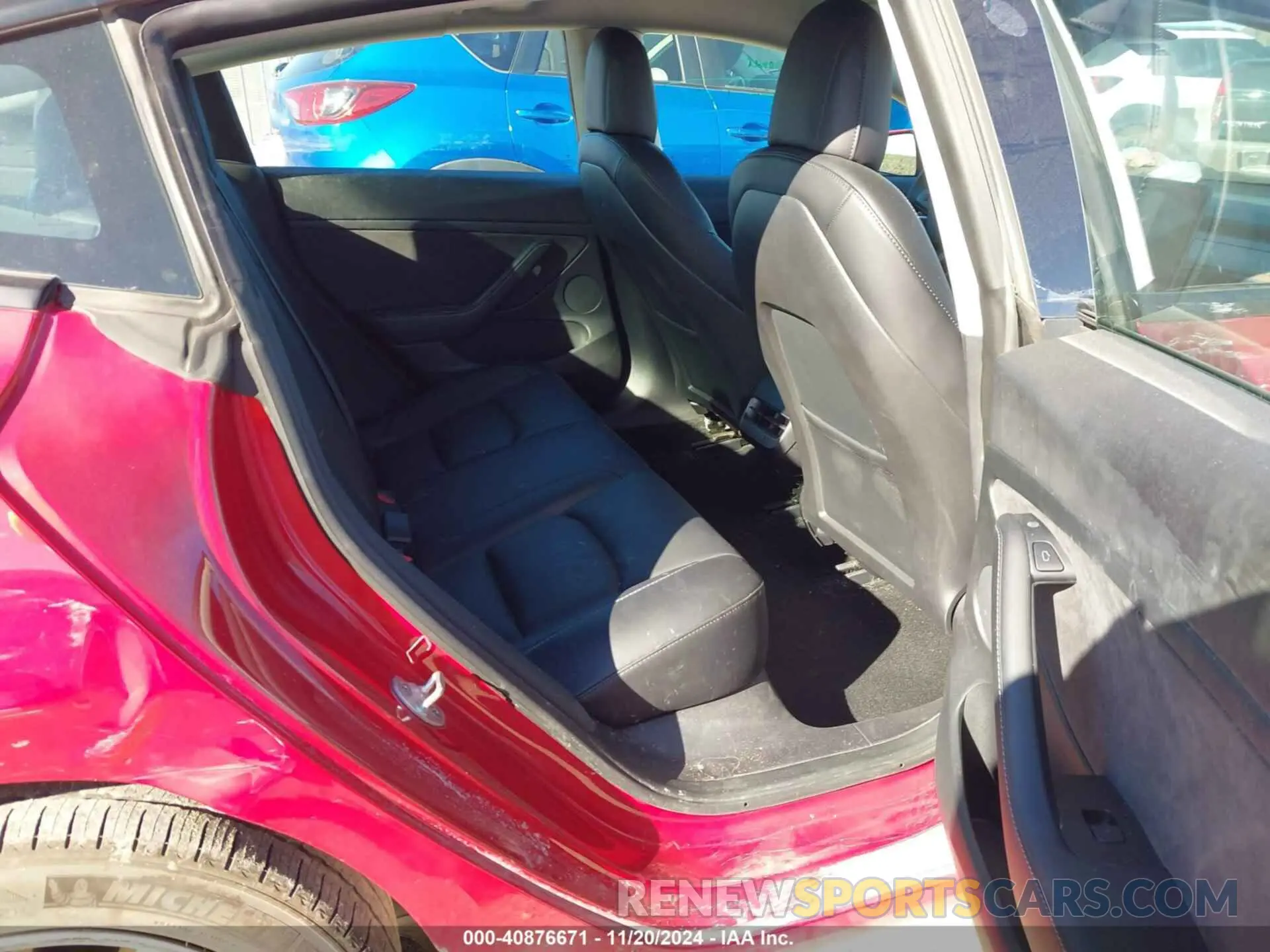 8 Photograph of a damaged car 5YJ3E1EA9NF311179 TESLA MODEL 3 2022