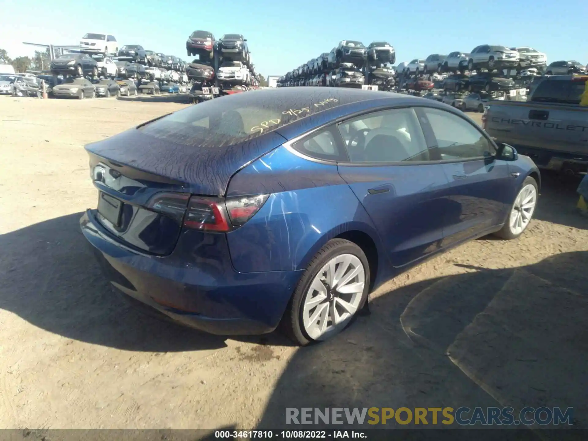 4 Photograph of a damaged car 5YJ3E1EA9NF312607 TESLA MODEL 3 2022