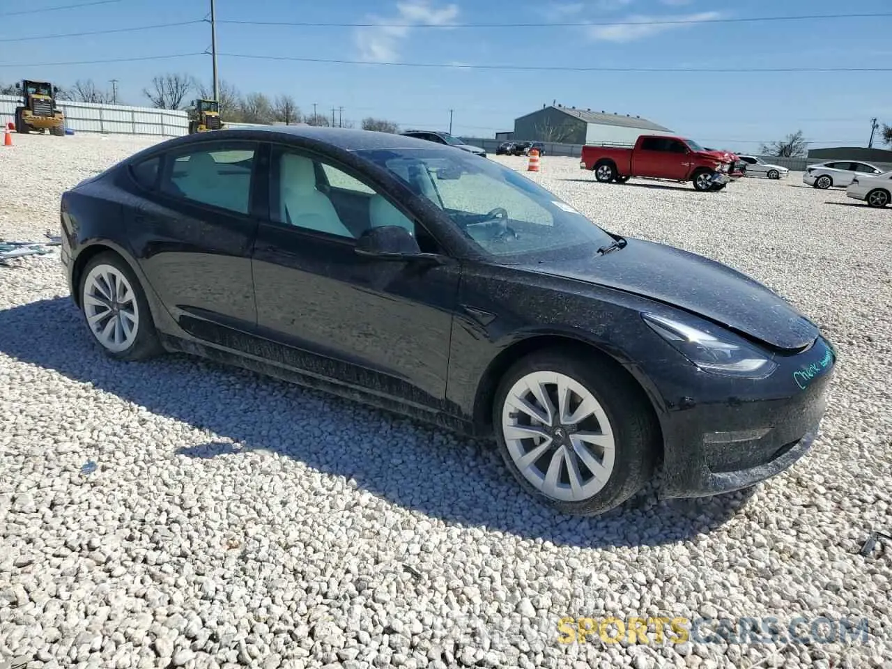 4 Photograph of a damaged car 5YJ3E1EA9NF339306 TESLA MODEL 3 2022
