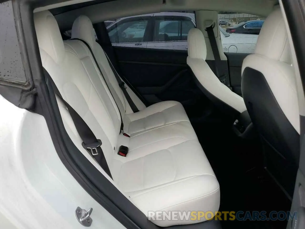 11 Photograph of a damaged car 5YJ3E1EA9NF342447 TESLA MODEL 3 2022