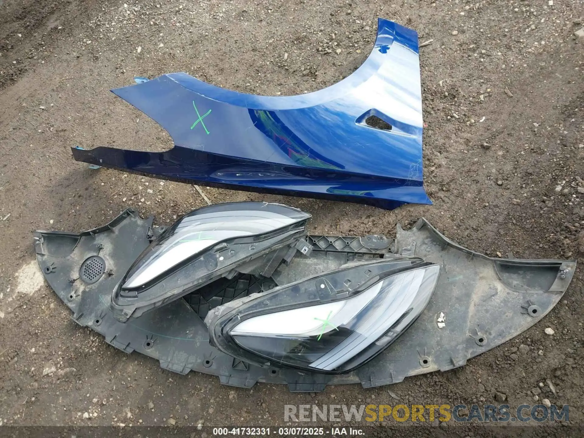 12 Photograph of a damaged car 5YJ3E1EA9NF345915 TESLA MODEL 3 2022