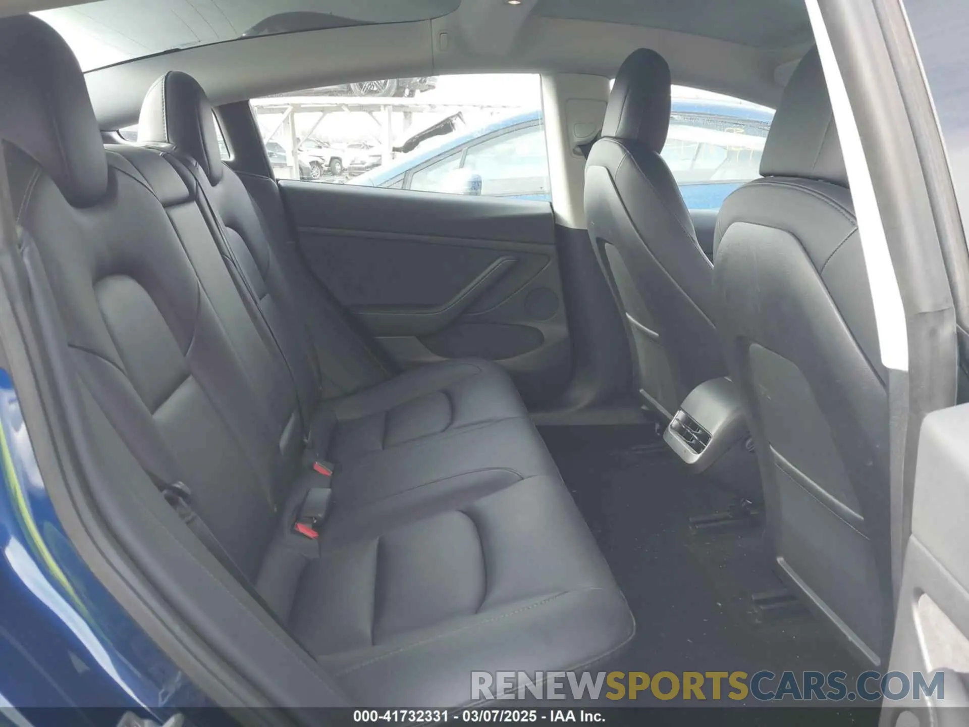 8 Photograph of a damaged car 5YJ3E1EA9NF345915 TESLA MODEL 3 2022