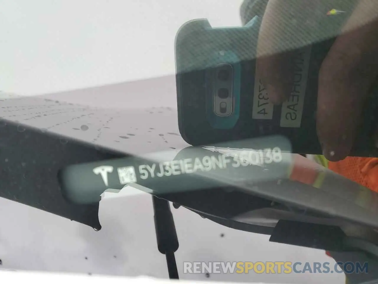 14 Photograph of a damaged car 5YJ3E1EA9NF360138 TESLA MODEL 3 2022