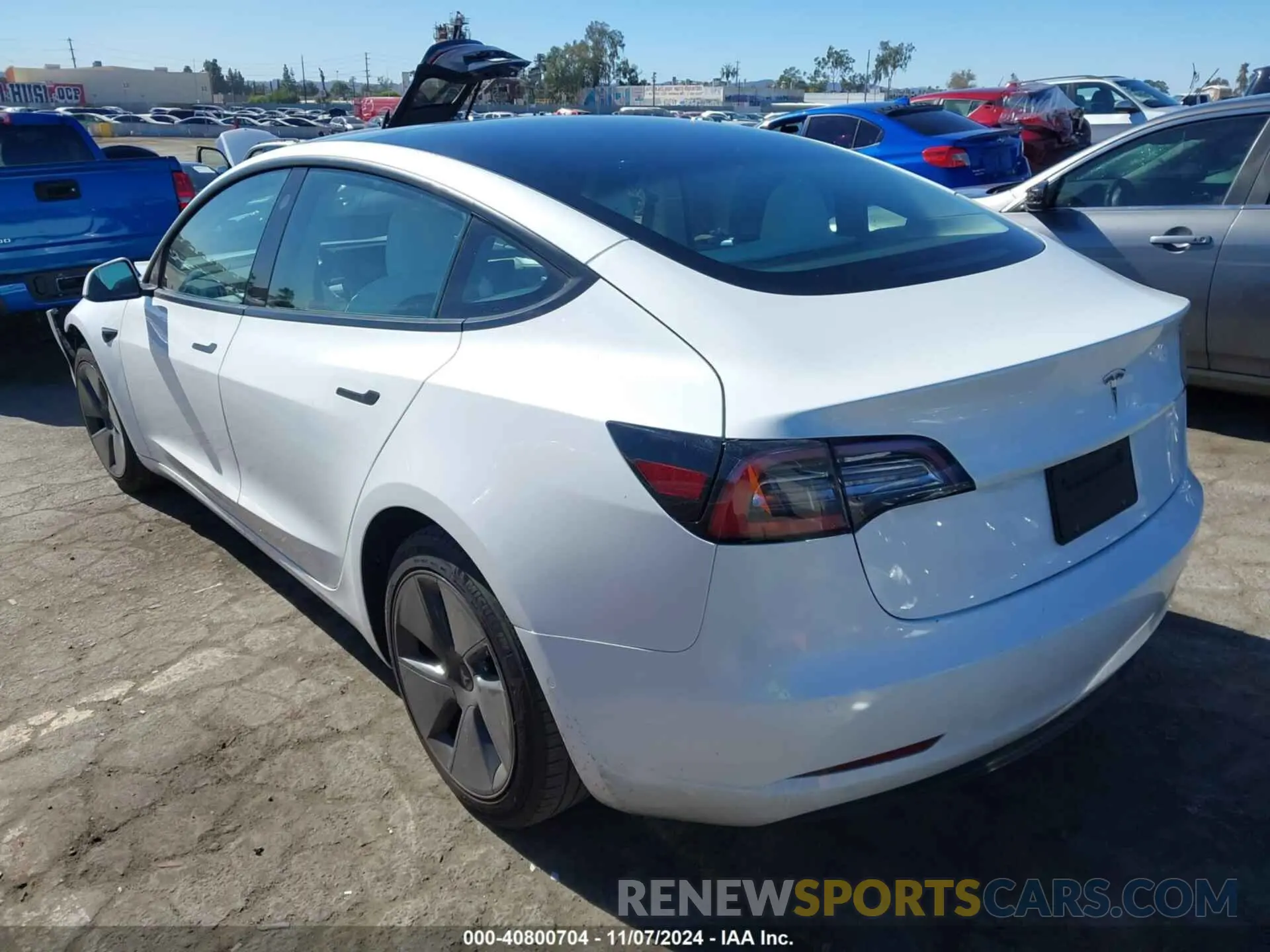3 Photograph of a damaged car 5YJ3E1EA9NF362357 TESLA MODEL 3 2022