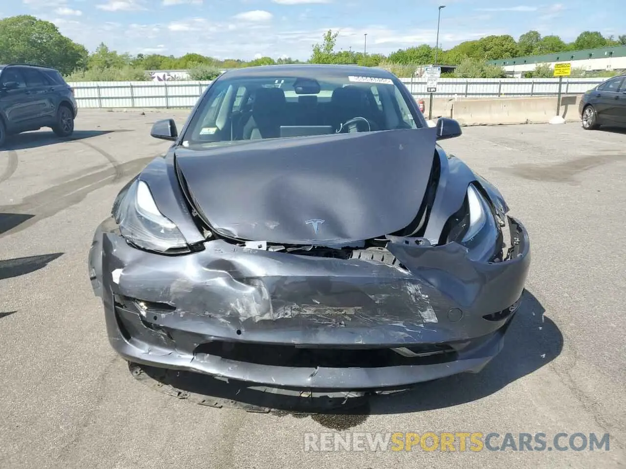 5 Photograph of a damaged car 5YJ3E1EA9NF371236 TESLA MODEL 3 2022