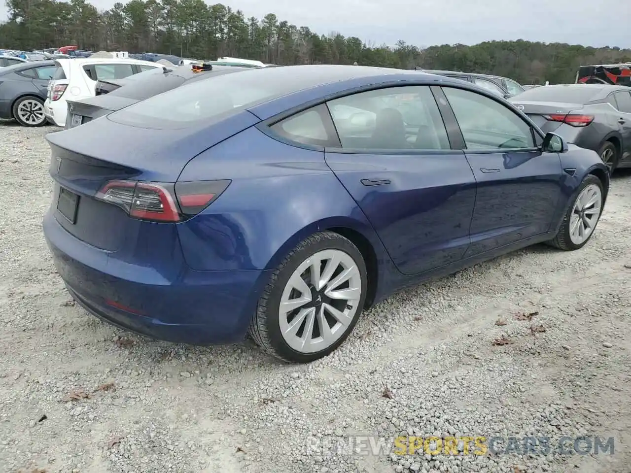 3 Photograph of a damaged car 5YJ3E1EA9NF372273 TESLA MODEL 3 2022