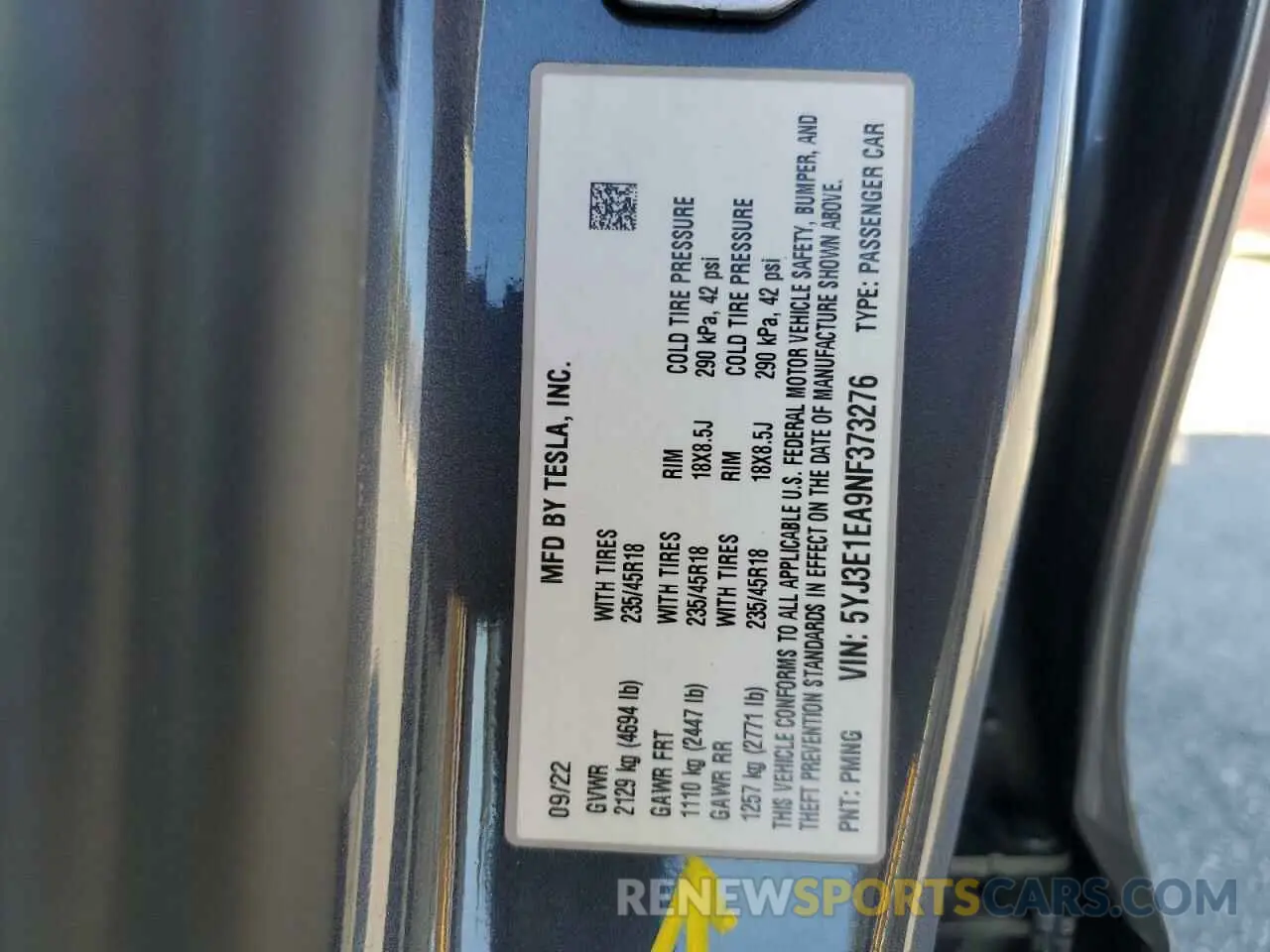 15 Photograph of a damaged car 5YJ3E1EA9NF373276 TESLA MODEL 3 2022