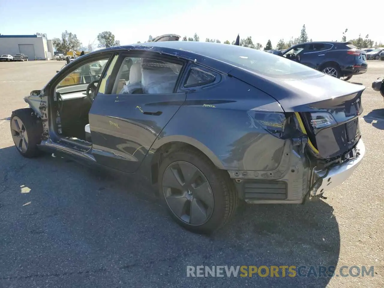 2 Photograph of a damaged car 5YJ3E1EA9NF373276 TESLA MODEL 3 2022