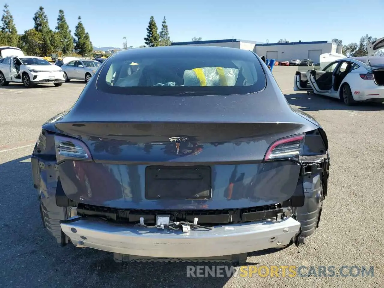 6 Photograph of a damaged car 5YJ3E1EA9NF373276 TESLA MODEL 3 2022