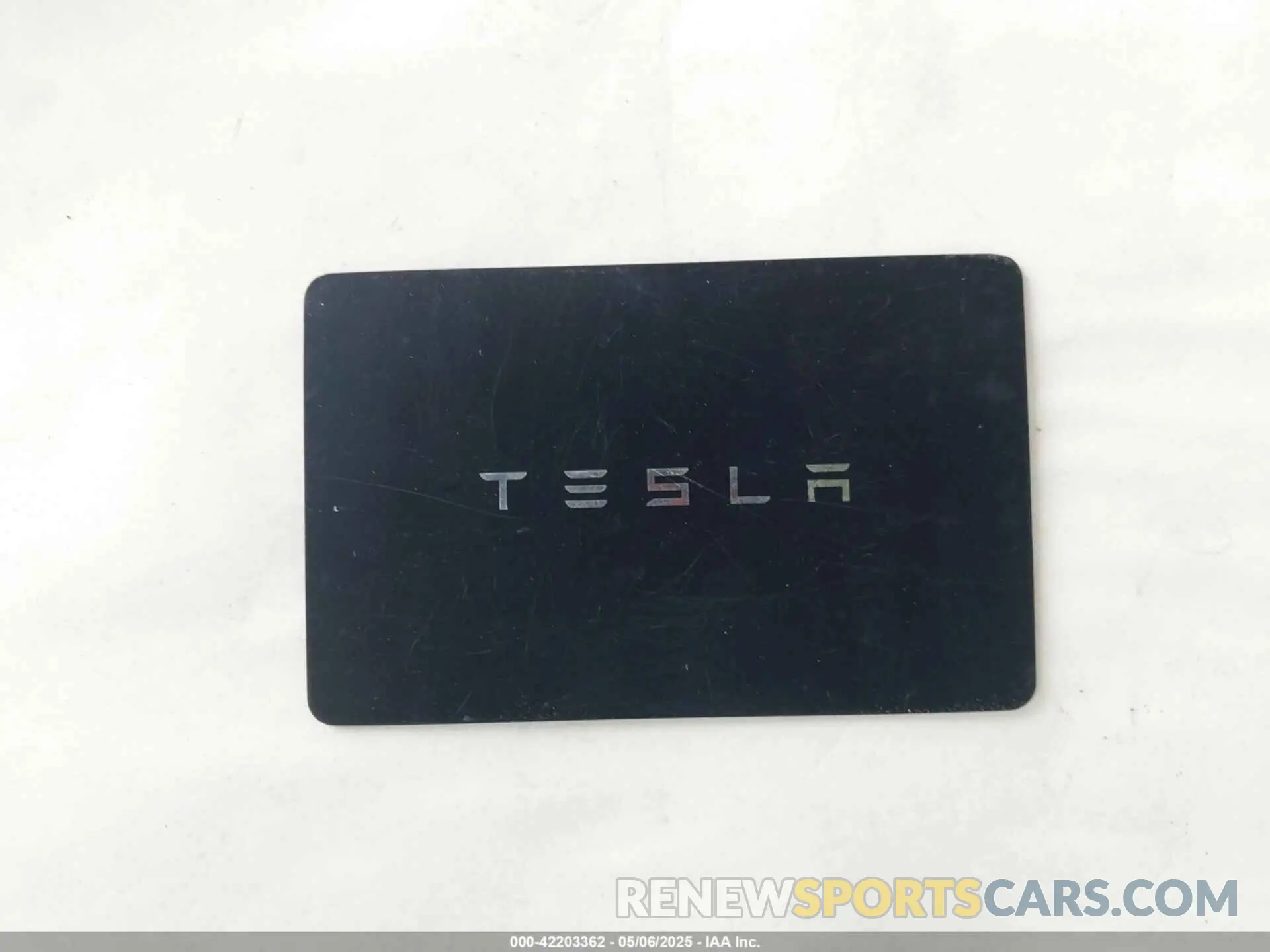 11 Photograph of a damaged car 5YJ3E1EAXNF117101 TESLA MODEL 3 2022